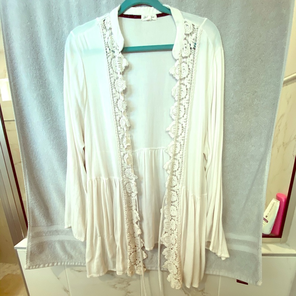 Light, lace detail tie front cardigan